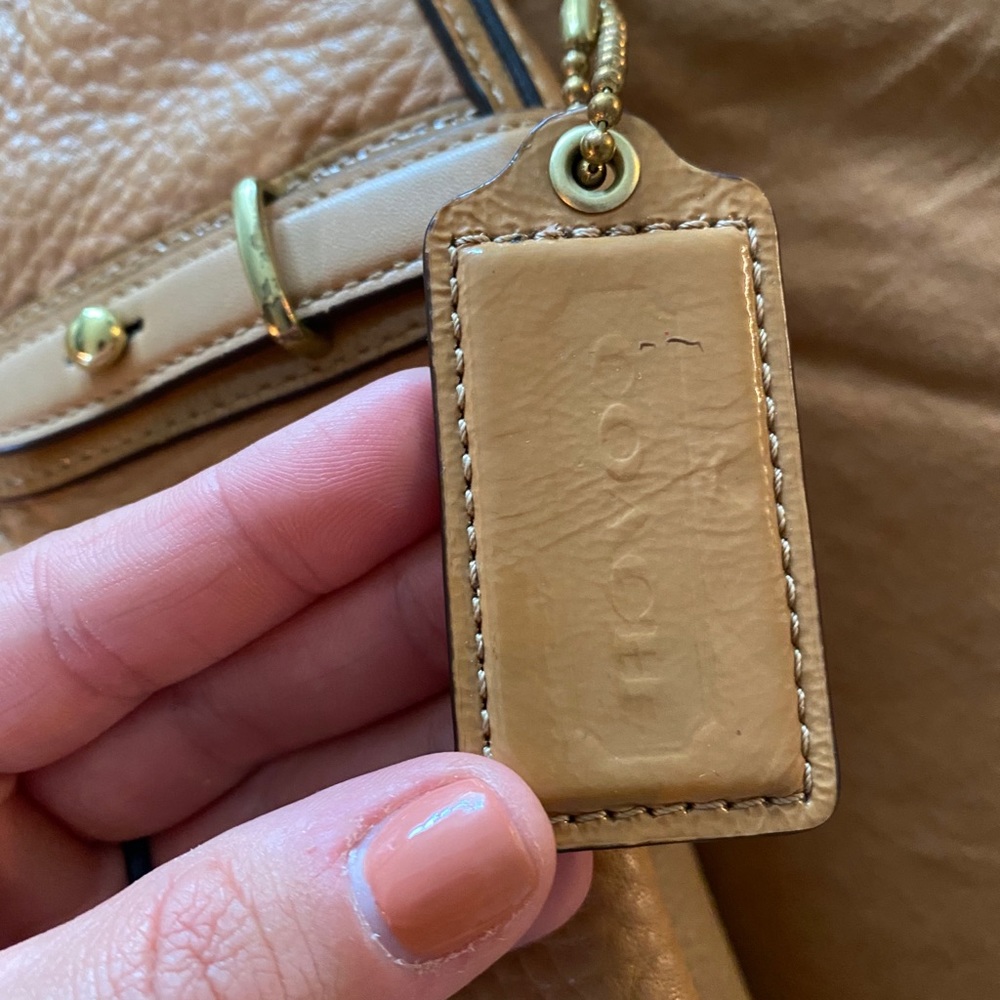 Coach Handbag - Picture 2 of 4
